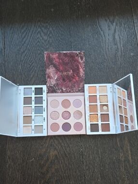 Kylie Eyeshadow And Colourpop Bundle